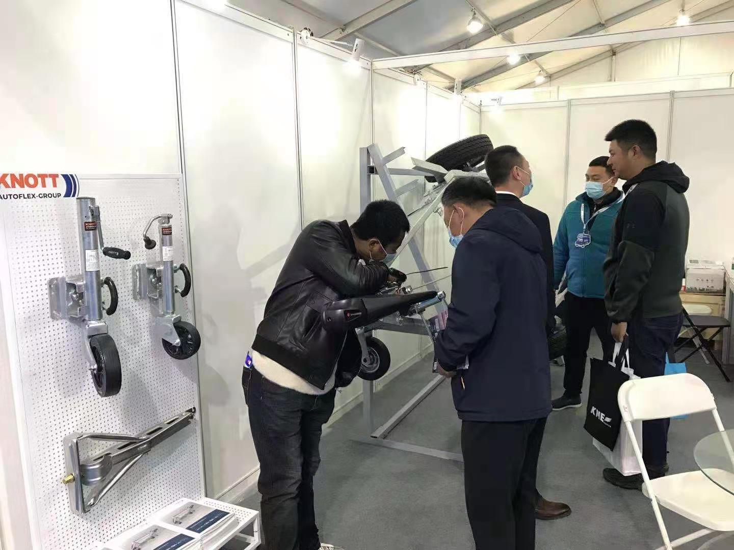 2021中国（北京）国际房车露营展览会首日k8凯发挂车展位盛况